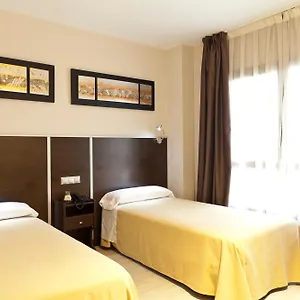 Avenida Barajas Gasthof Madrid